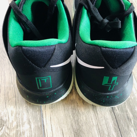 NIKE | ZOOM LIVE PE SNEAKERS Size 10 - Picture 4 of 8